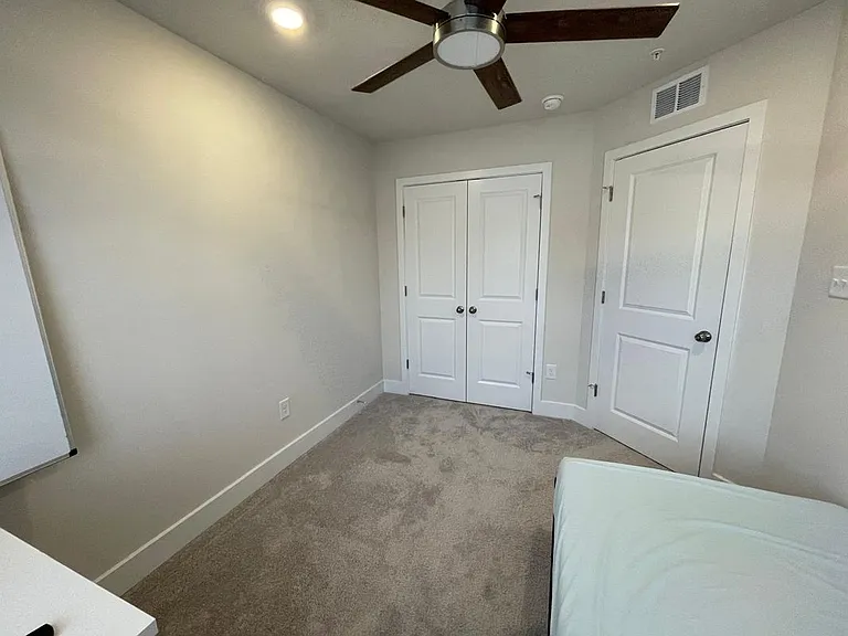1235 Greylock Ln — Photo 32