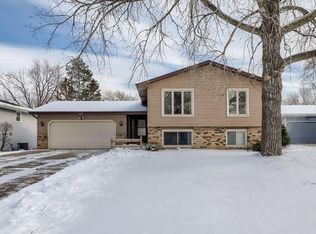 5765 Washington St NE, Fridley, MN 55432