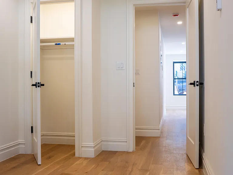 608 Van Buren St #1 — Photo 5