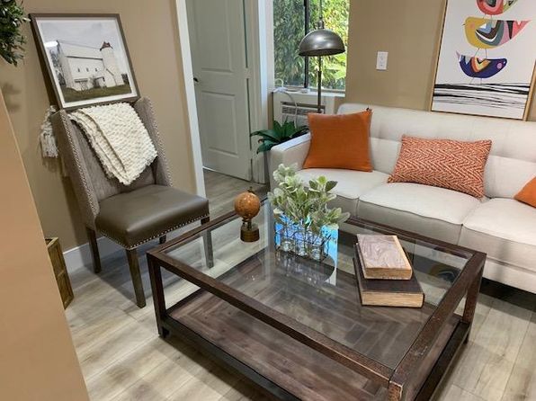 1430 E Chapman Ave Floor 1