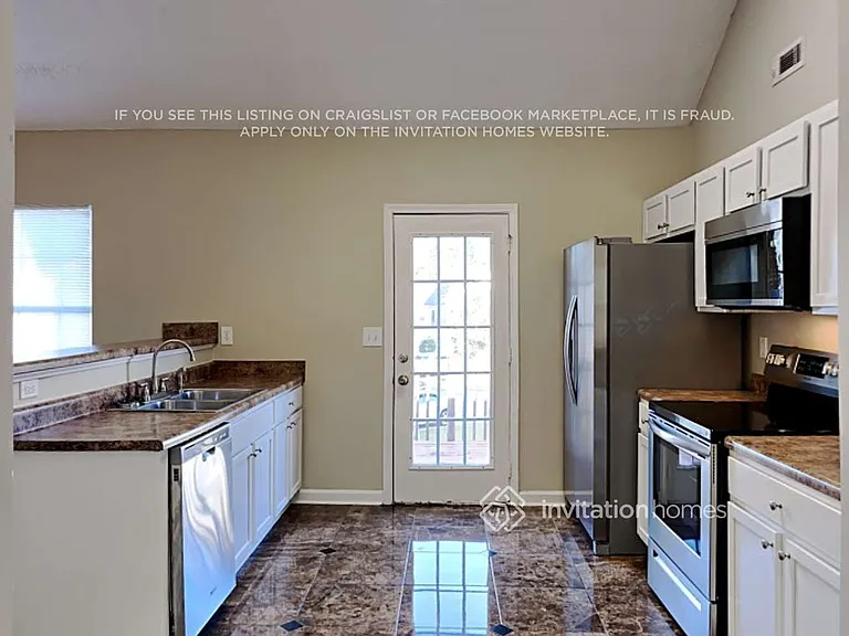 1155 Saint Phillips Ct — Photo 6