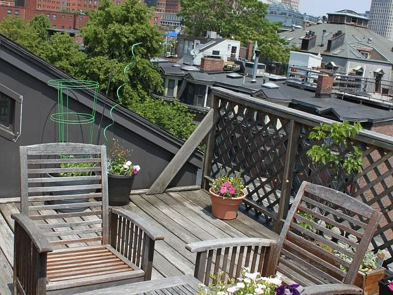 184 W Canton St #7 — Photo 23