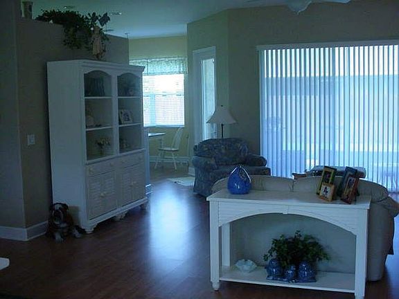 5th image of 2570 Christopher Dr