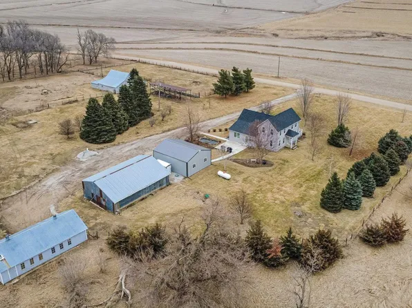 9887 County Road 7, Nickerson, NE 68044