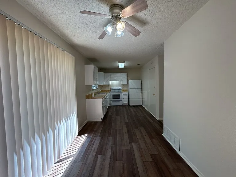 3806 London Ln — Photo 15