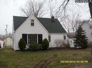 228 E 284th St, Willowick, OH