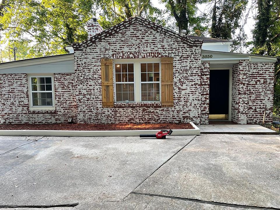1st image of 3030 Rose Ln