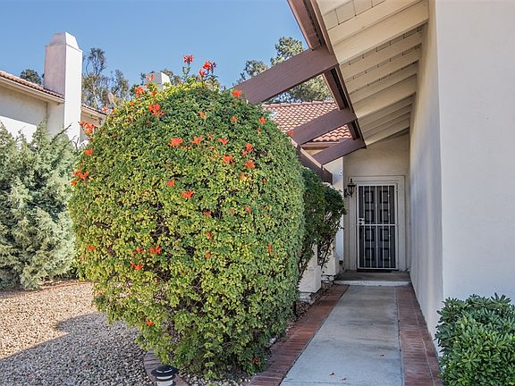2nd image of 11833 Calle Vivienda