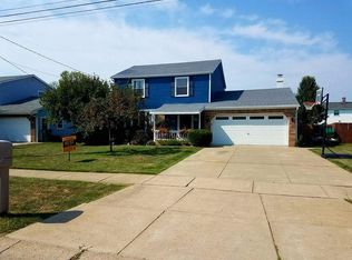 3654 Howard Rd, Hamburg, NY 14075