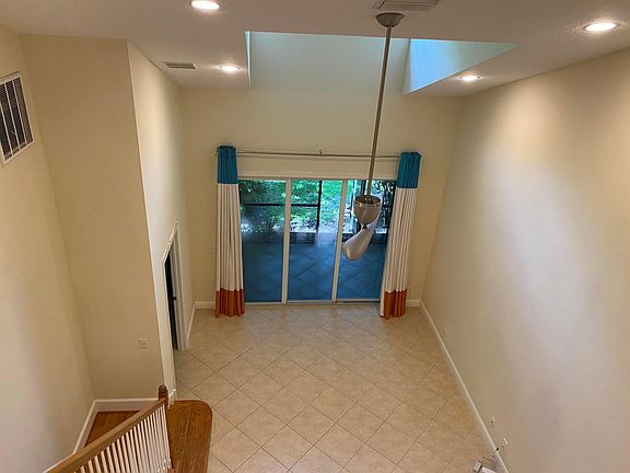 4th image of 1653 Baseline Lane
