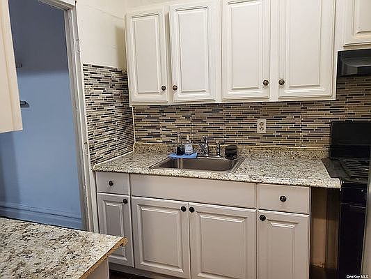 2nd image of 86-10 109th St #D1