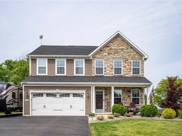 4568 Logans Ln, Hamburg, NY 14075
