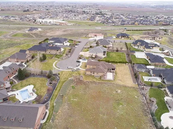 1136 Stallion Pl, Richland, WA 99352