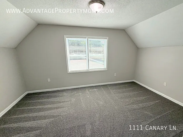 1111 Canary Ln — Photo 12