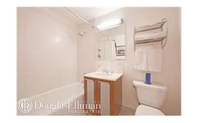 Rented by Douglas Elliman | media 18
