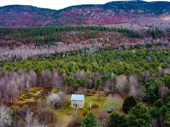 1152 N Garnet Lake Road, Johnsburg, NY 12843