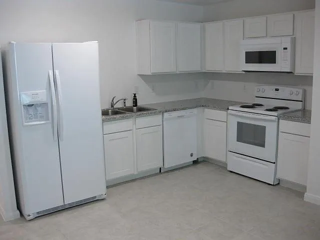 24617 Pools Creek Way — Photo 32