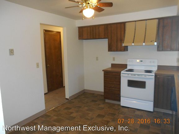 4th image of 13816 SE 21st Cir