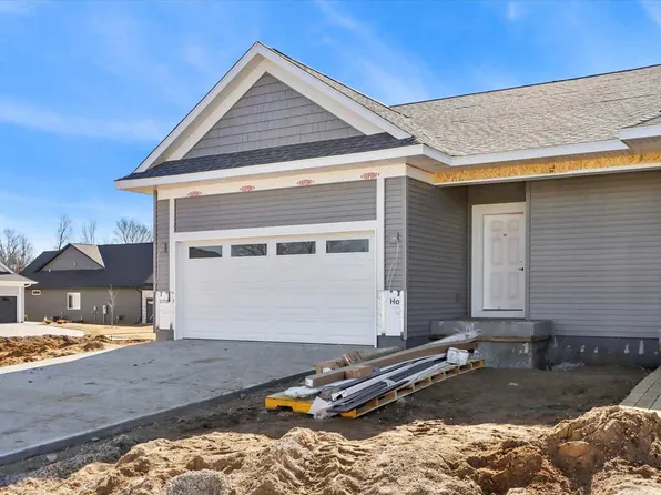 1001 Highland Trl, Solon, IA 52333