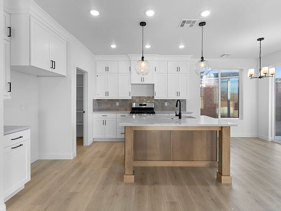 Photo not representational of selections, only the floor plan. Contact agent for details