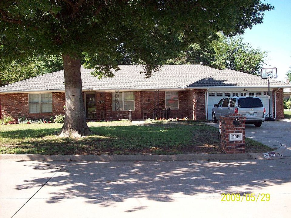 1st image of 11009 NW 116th St