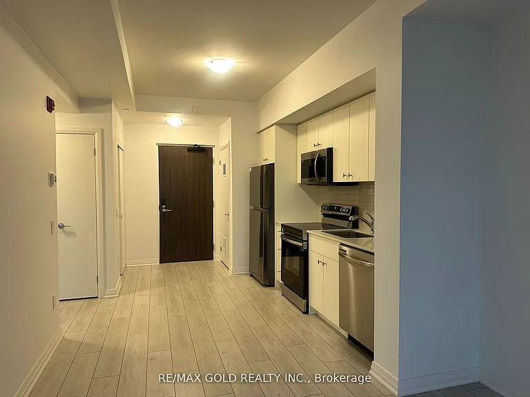 101 Golden Eagle Rd #611 — Photo 14