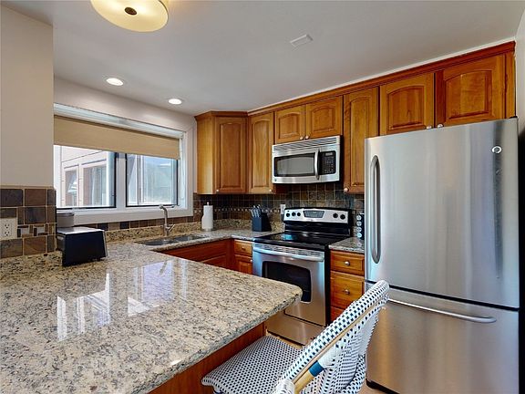 4th image of 535 S Park Avenue UNIT 607