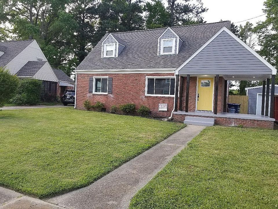 1st image of 404 Bradford Ave