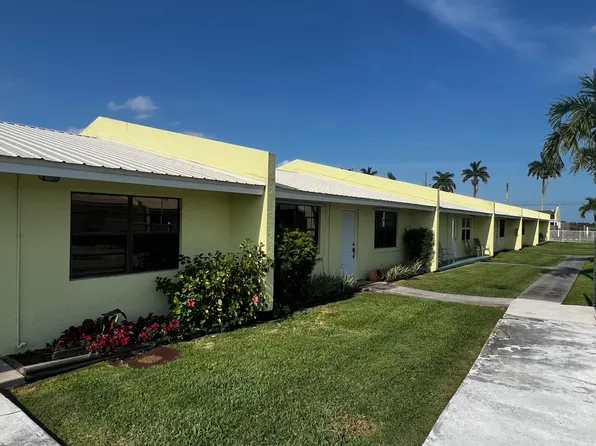 2997 Lakeside Circle #26, Pahokee, FL 33476