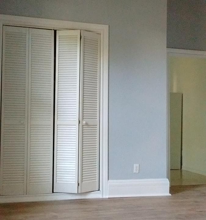 2nd image of 623 Barbe St APT 1