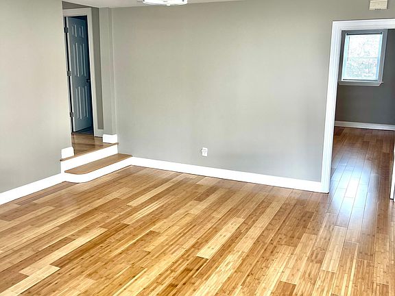 2nd image of 36 Orchard St