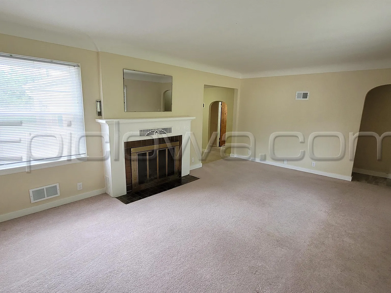 3601 Center Point Road NE - 1 — Photo 3