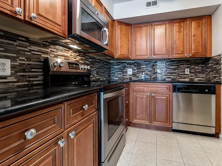 2141 Wisconsin Ave NW #204 — Photo 38