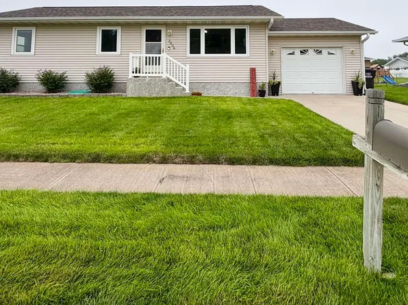 2806 31st St, Columbus, NE 68601