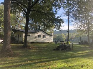 1583 Fishermans Cove Rd, Polk, PA 16342