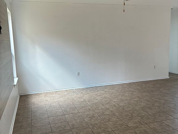5th image of 13408 Guarnere Dr