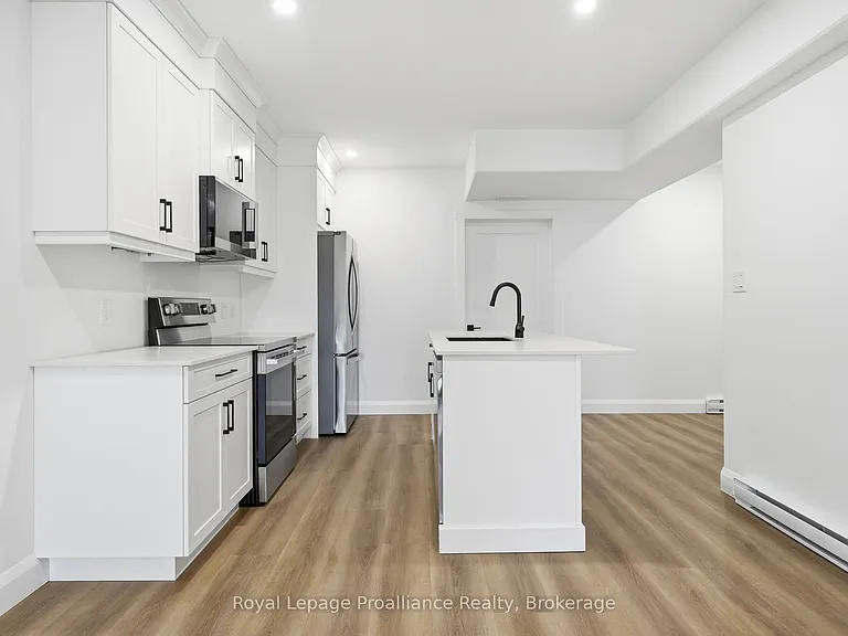 90B Lywood St #LOWER — Photo 11