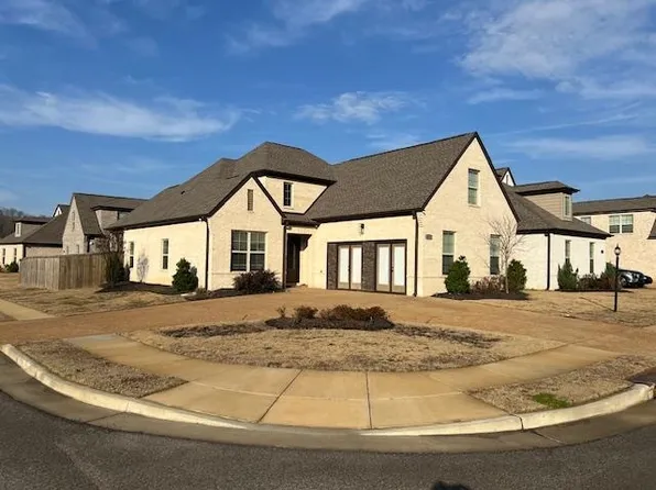 565 Holden Dr E, Cordova, TN 38018