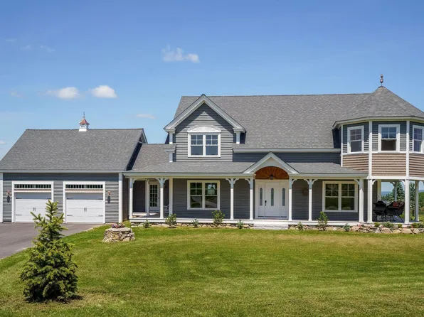 12 Cortland Avenue, Turner, ME 04282