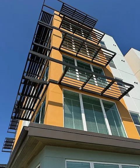Astoria On 9th — Photo 3