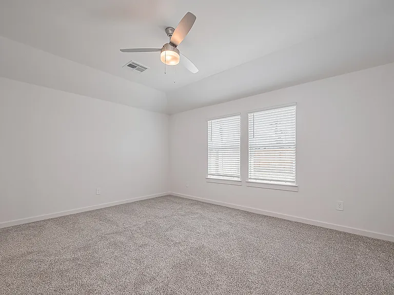 1535 Merulana Ln — Photo 17