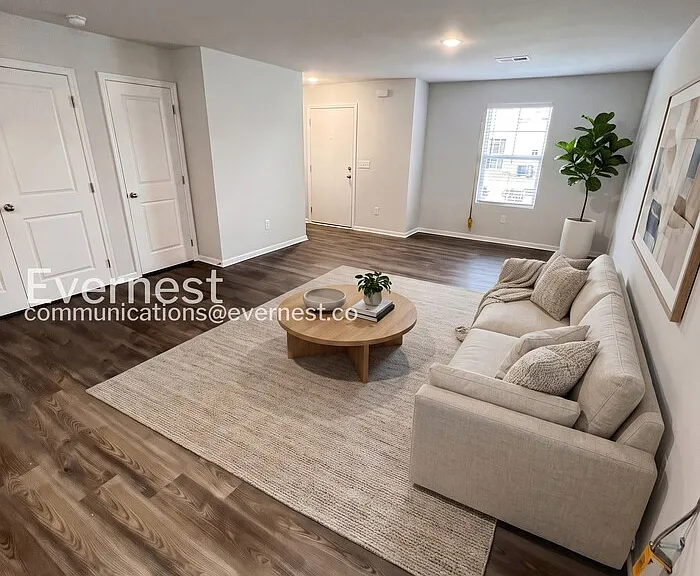 4101 Olive St — Photo 3