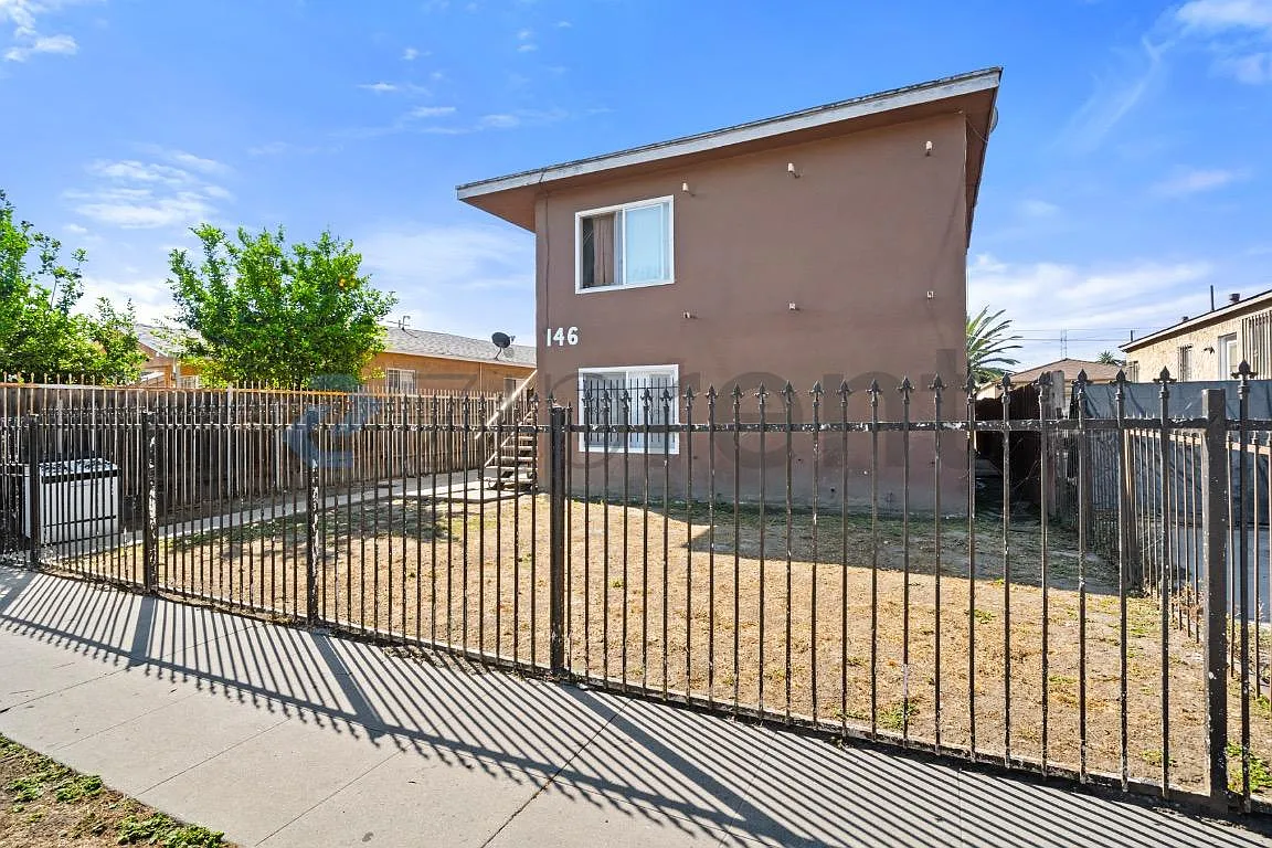 2 bed, 850 sqft, $2,800 — Photo 2