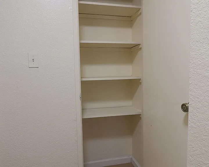 3635 Kindred Ave — Photo 14