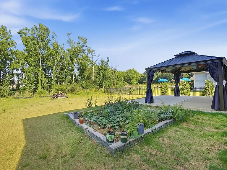 6532 Wildbrook Dr — Photo 44