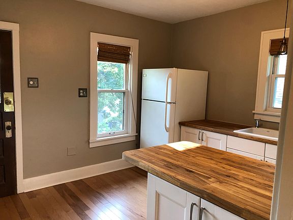 5th image of 3426 Harriet Ave #2