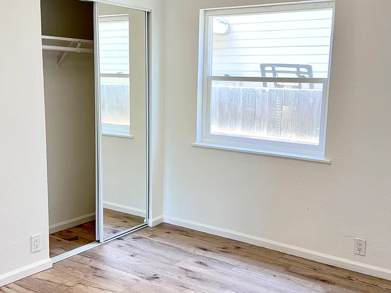 321 Nash Ave — Photo 15