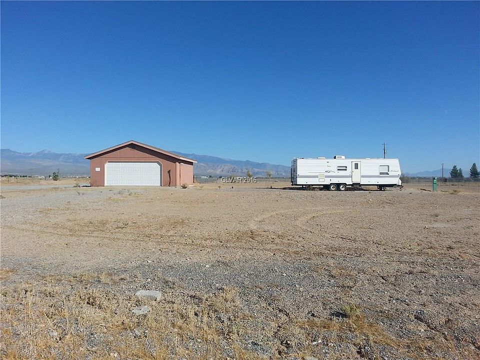 1st image of 2211 Windy Ln