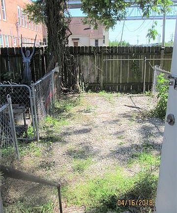 5th image of 327 Socrates St