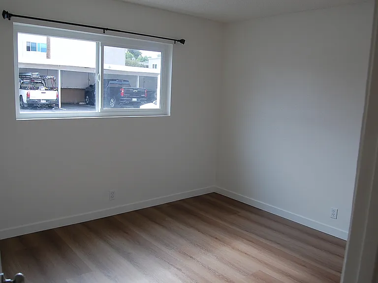 2214 College Ave #3 — Photo 6